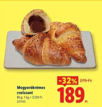 Mogyorókrémes croissant